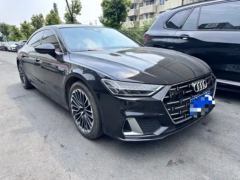 Audi A7L — фото 10