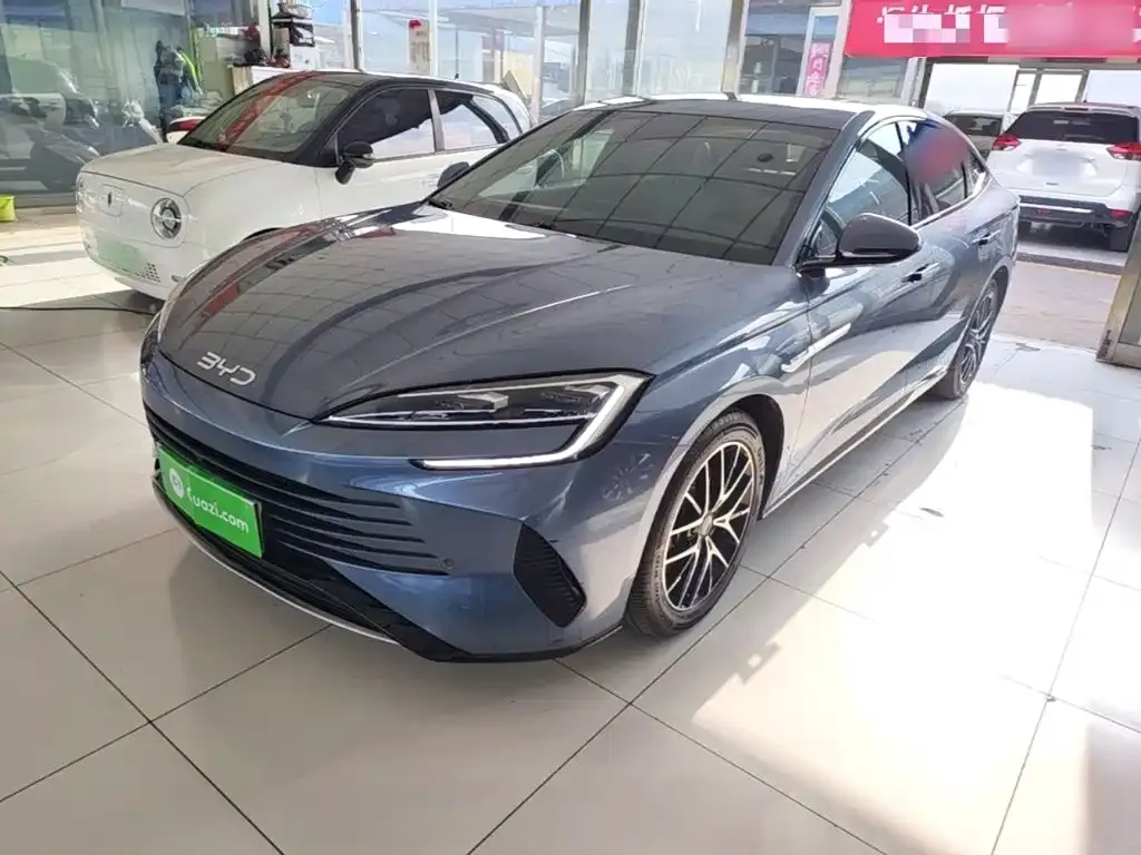 BYD Seal — фото 8