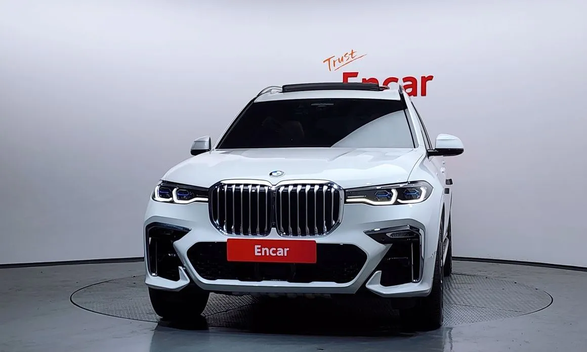 BMW X7 — фото 2