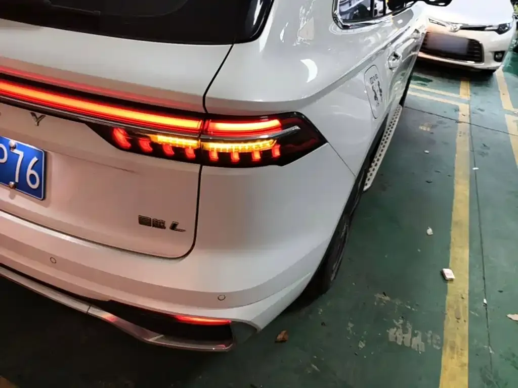 Geely Xingyue L — фото 3