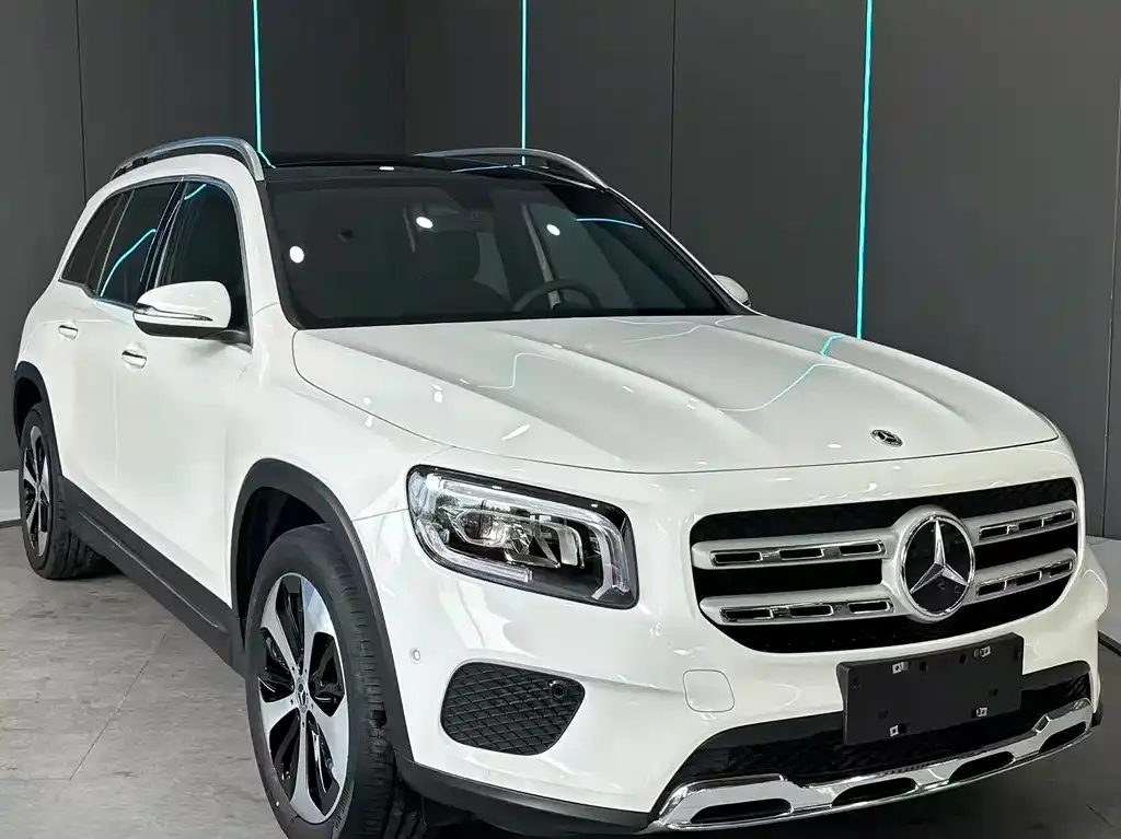 Mercedes-Benz GLB — фото 10