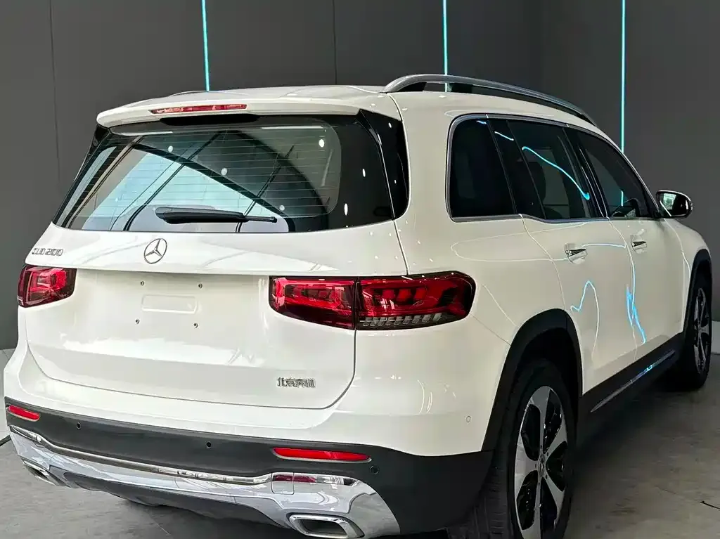 Mercedes-Benz GLB — фото 3