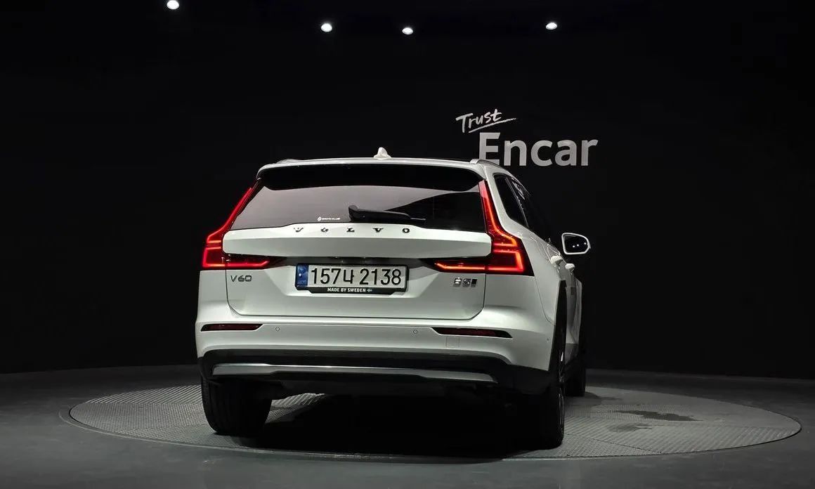Volvo V60 — фото 4