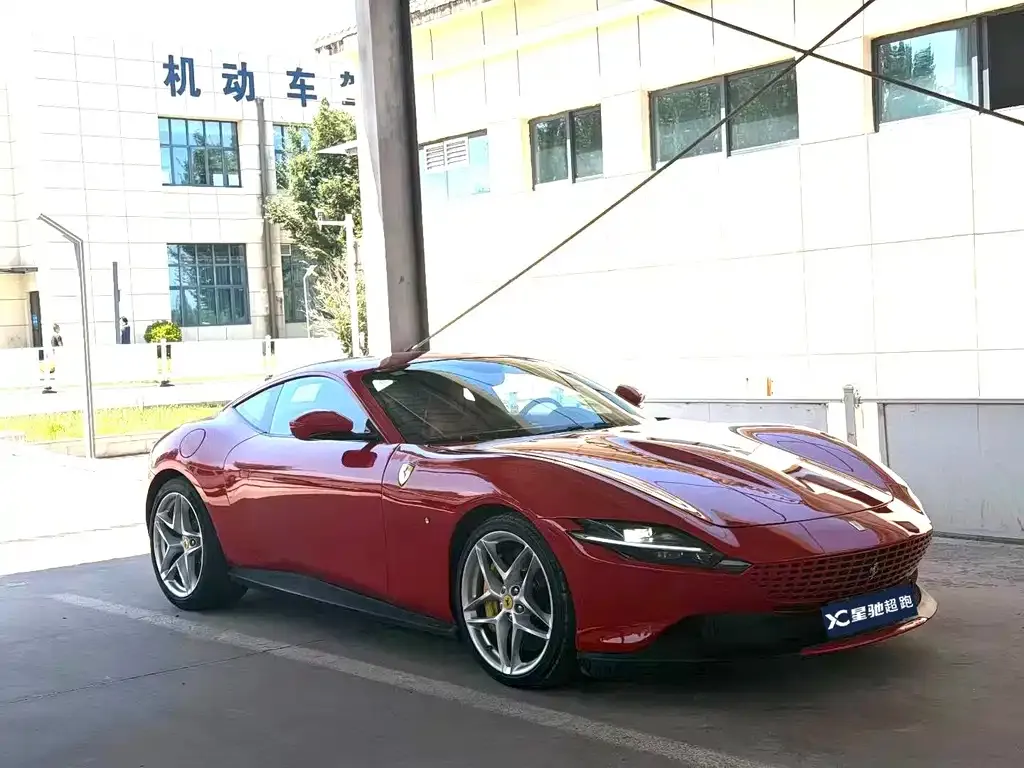 Ferrari Roma — фото 1