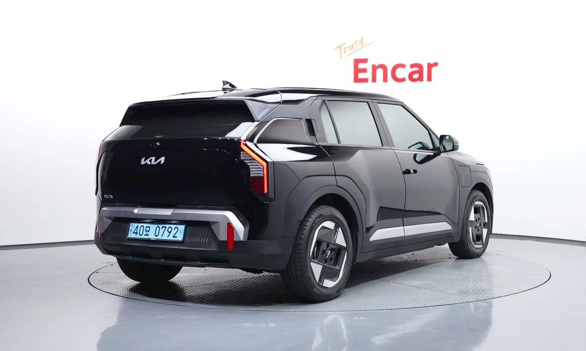 Kia EV3 — фото 6