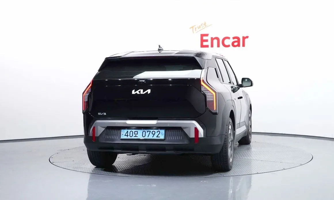 Kia EV3 — фото 4