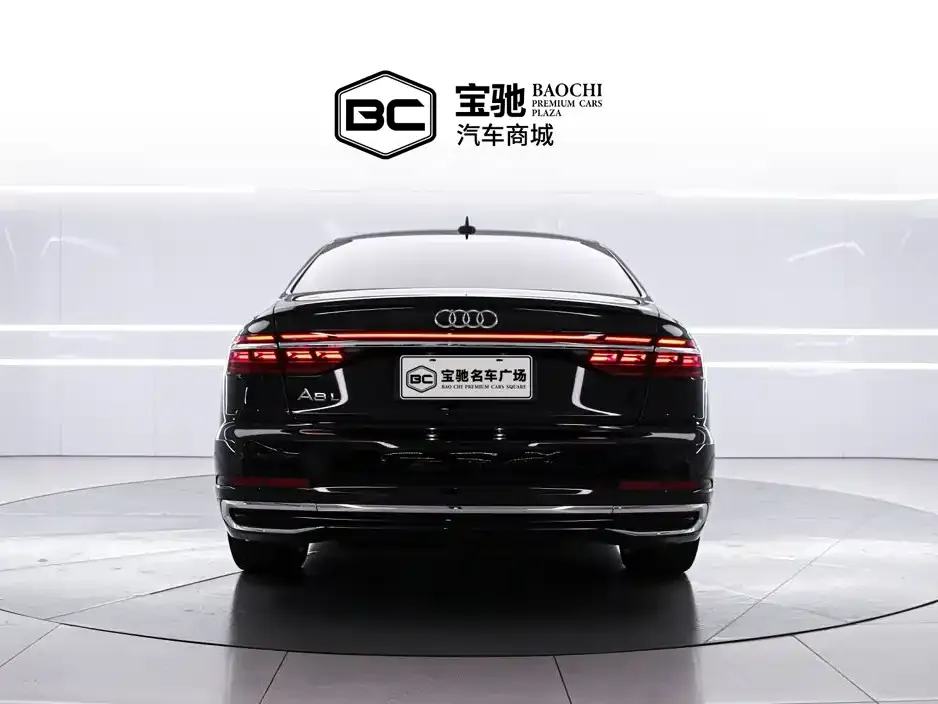 Audi A8 — фото 6