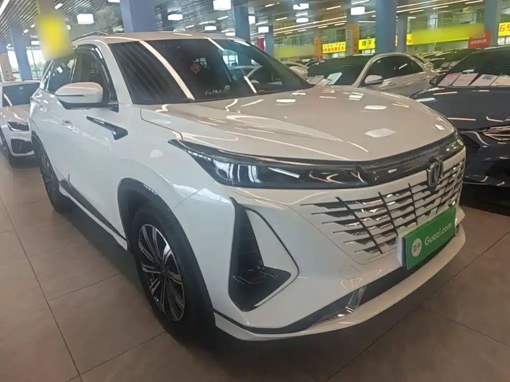 Changan CS75PLUS — фото 6