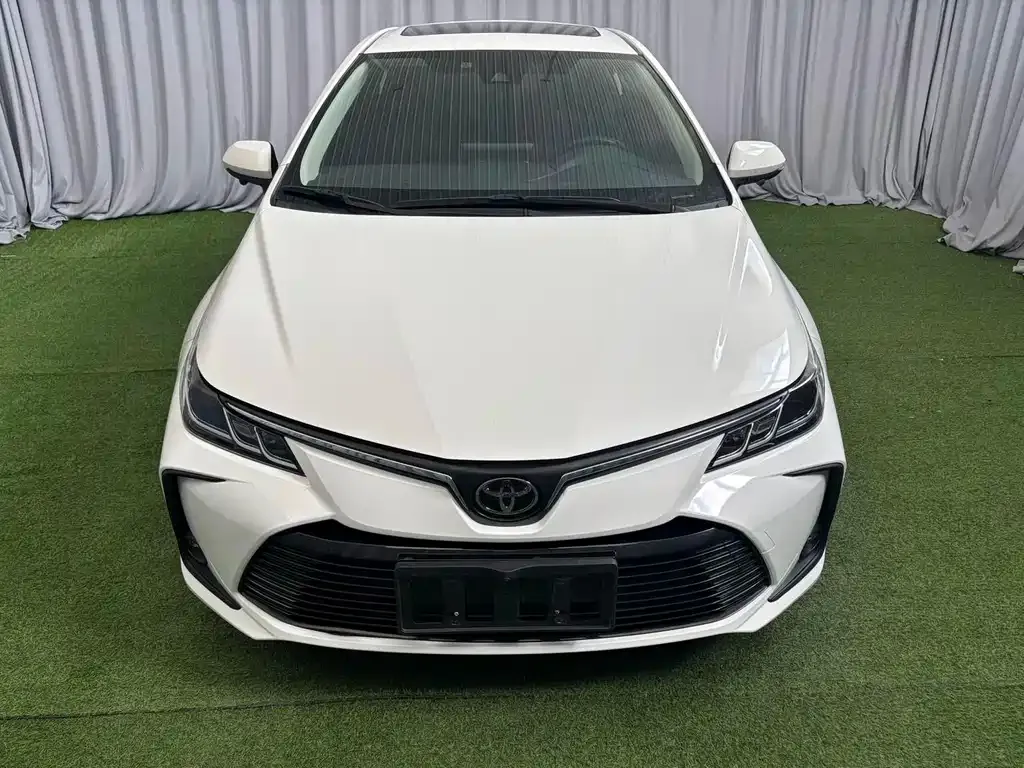 Toyota Corolla — фото 3