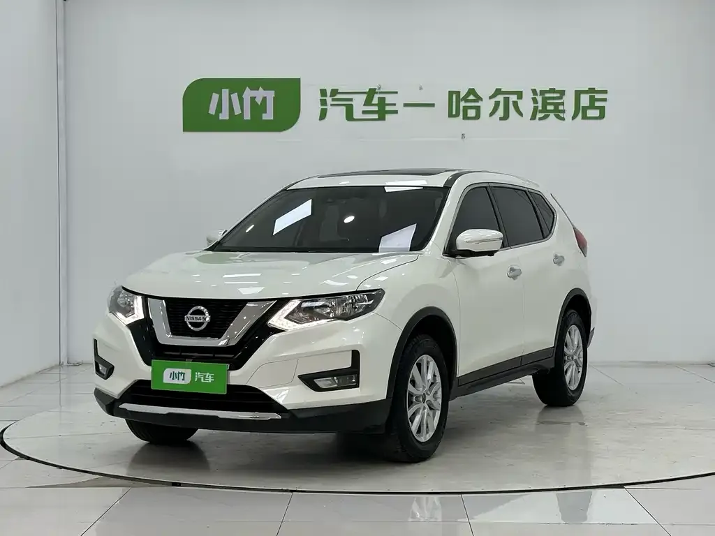 Nissan X-Trail — фото 1