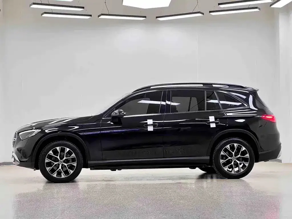 Mercedes-Benz GLC — фото 9