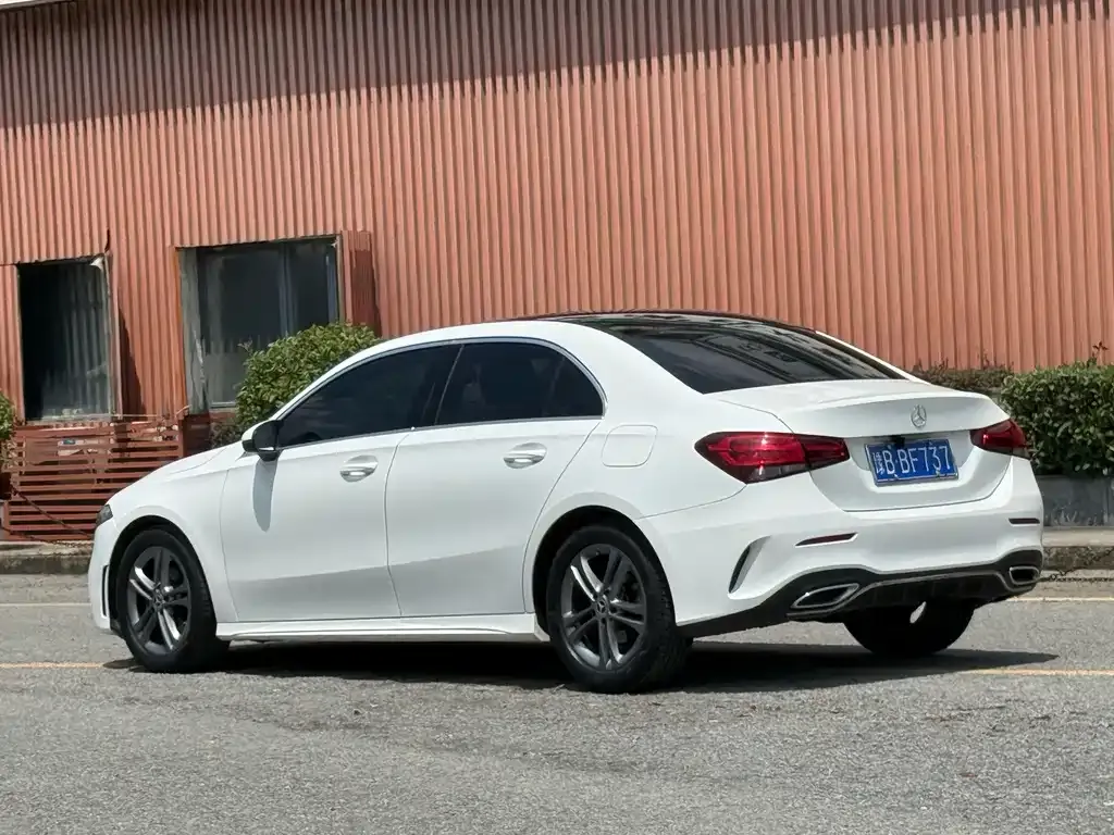 Mercedes-Benz A-Class — фото 7