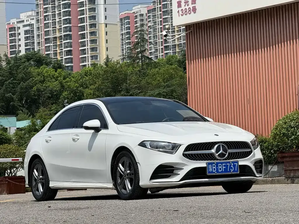 Mercedes-Benz A-Class — фото 10