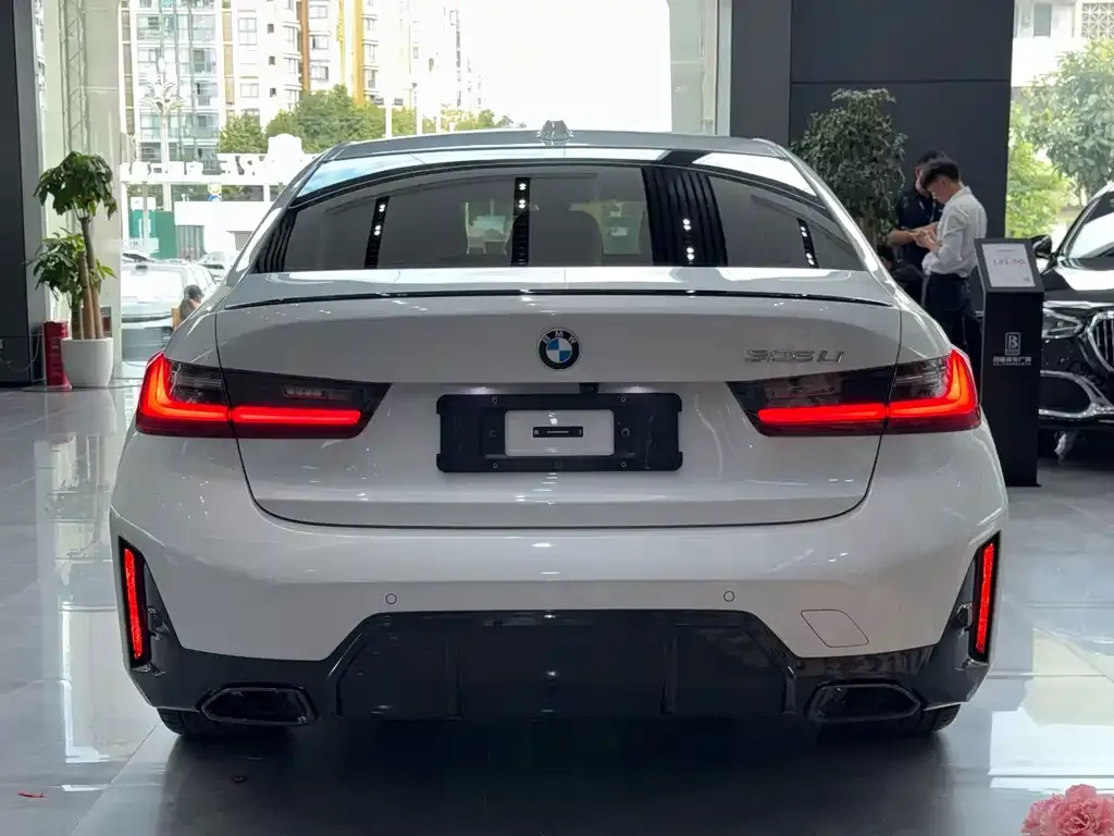 BMW 3 Series — фото 5