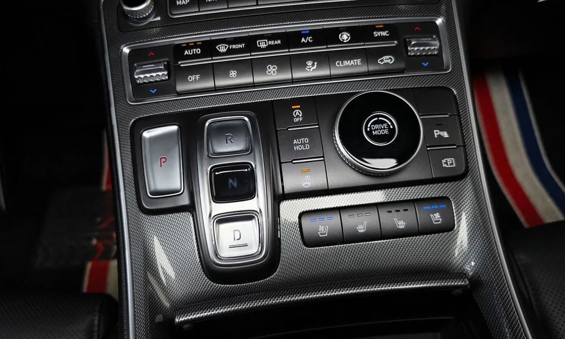 Hyundai Santafe — фото 9