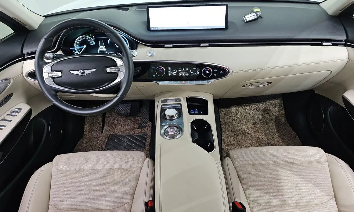 Genesis GV70 — фото 10