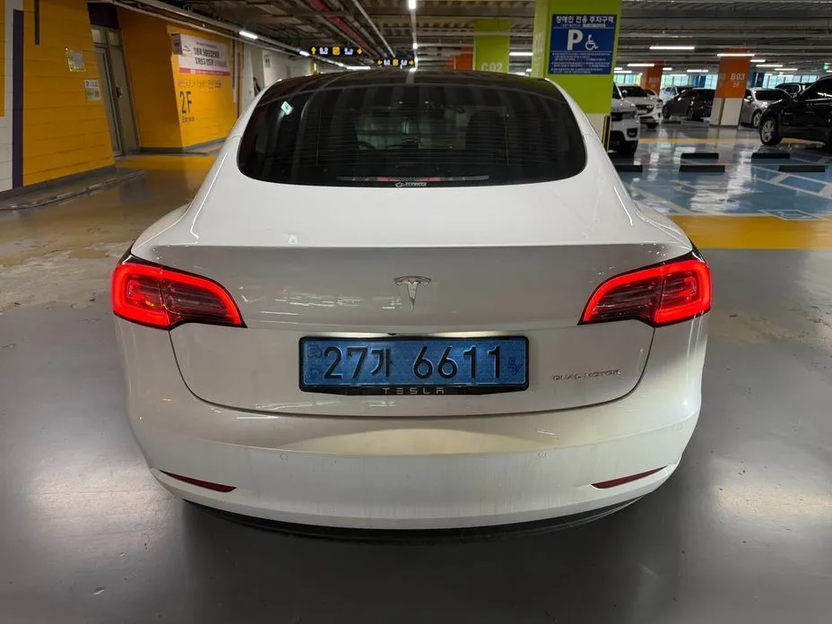 Tesla Model 3 — фото 6