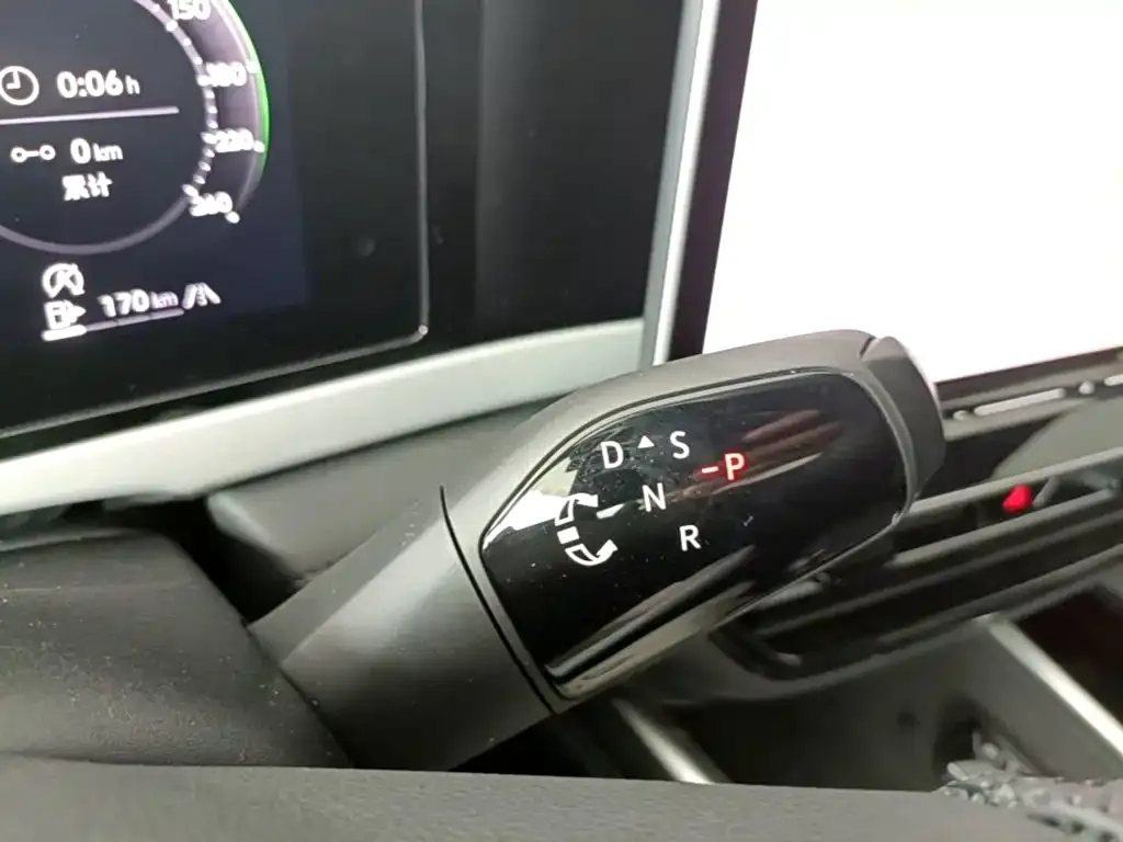 Volkswagen Passat — фото 6