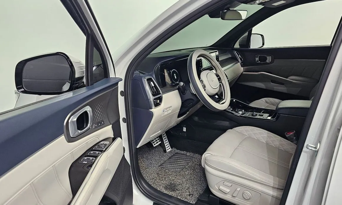 Kia Sorento — фото 8