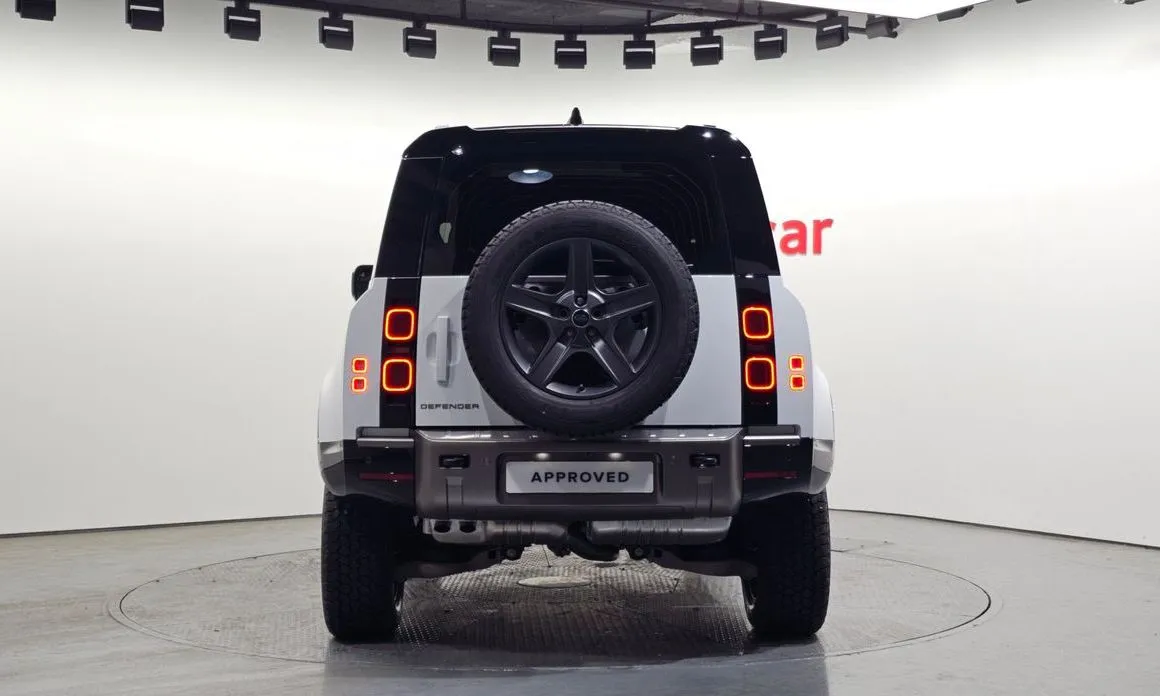 Land Rover Defender — фото 2