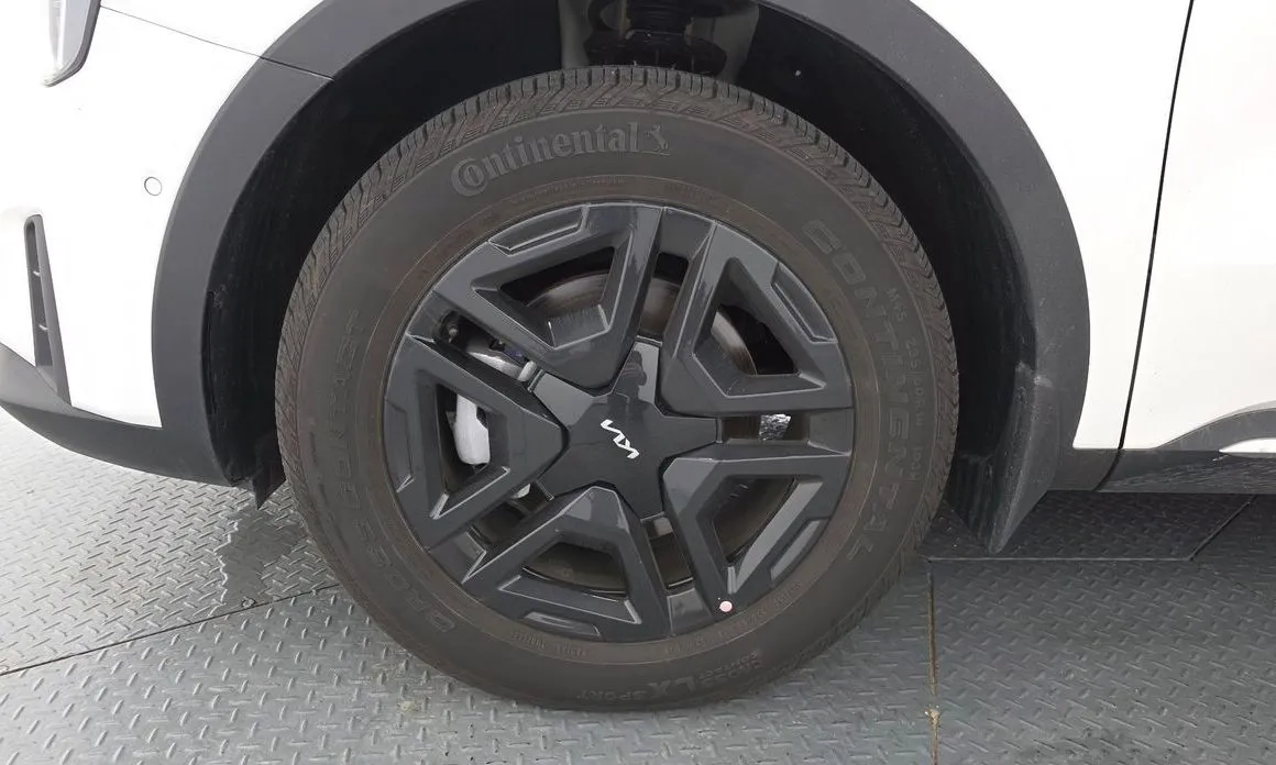 Kia Sorento — фото 5