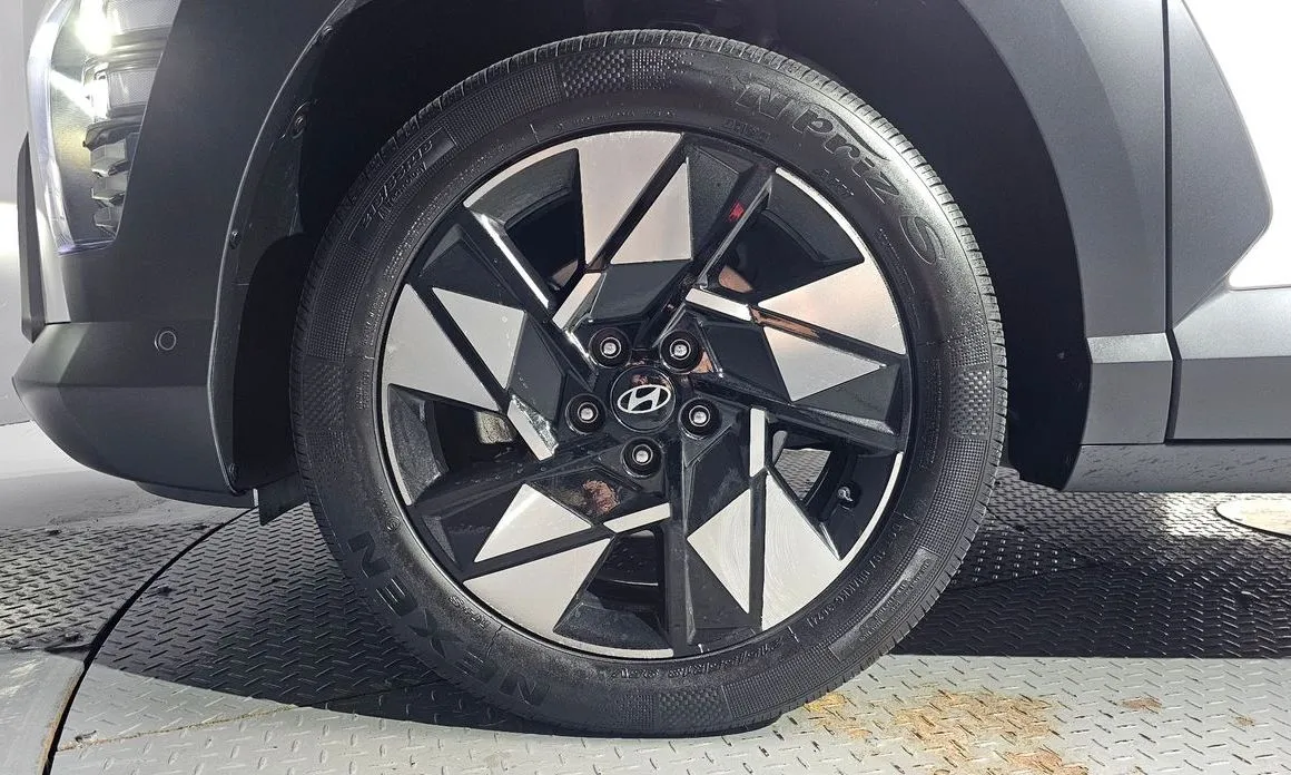 Hyundai Kona — фото 9