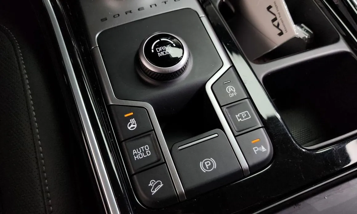Kia Sorento — фото 3