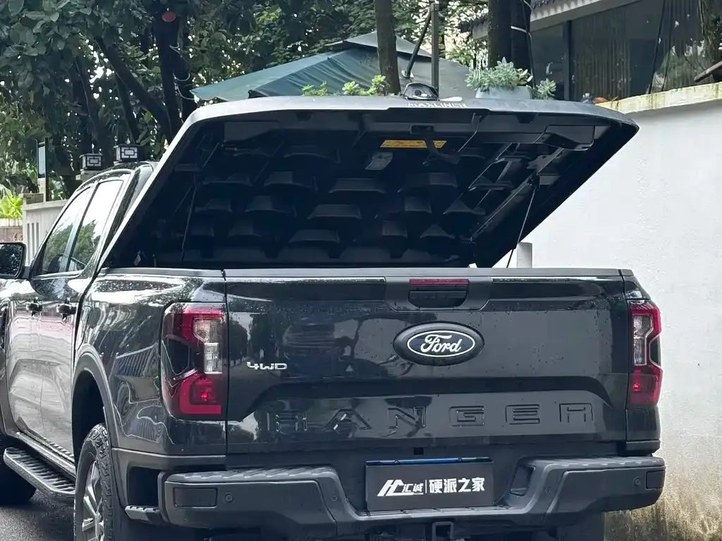 Ford Ranger — фото 10