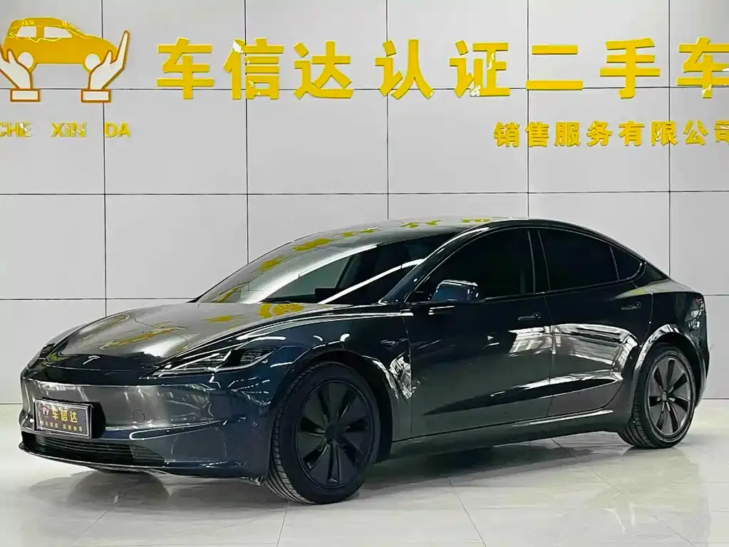 Tesla Model 3 — фото 3