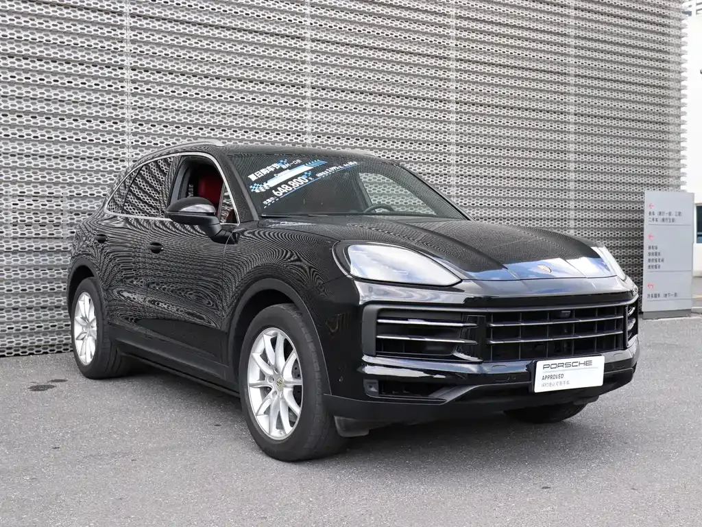 Porsche Cayenne — фото 1