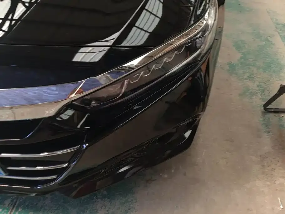 Honda Accord — фото 10