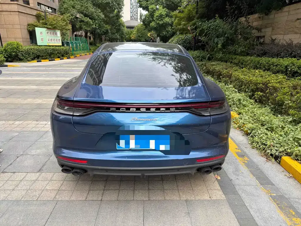 Porsche Panamera — фото 10