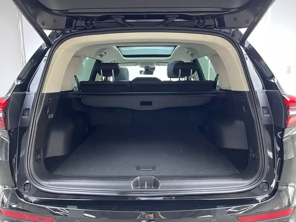 Buick Envision Plus — фото 2