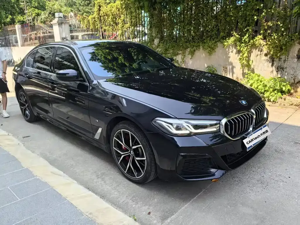 BMW 5 Series — фото 4