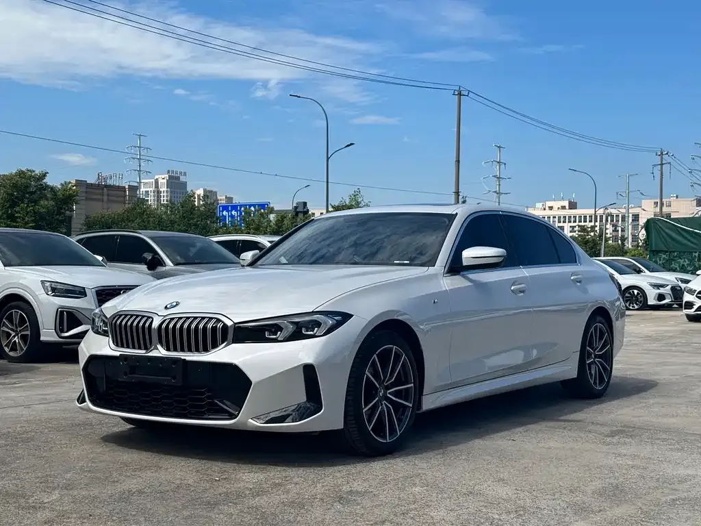 BMW 3 Series — фото 1