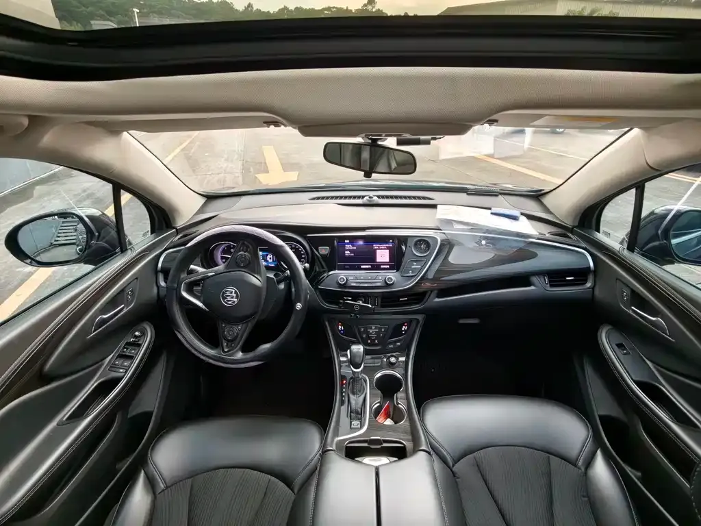 Buick Envision Plus — фото 3