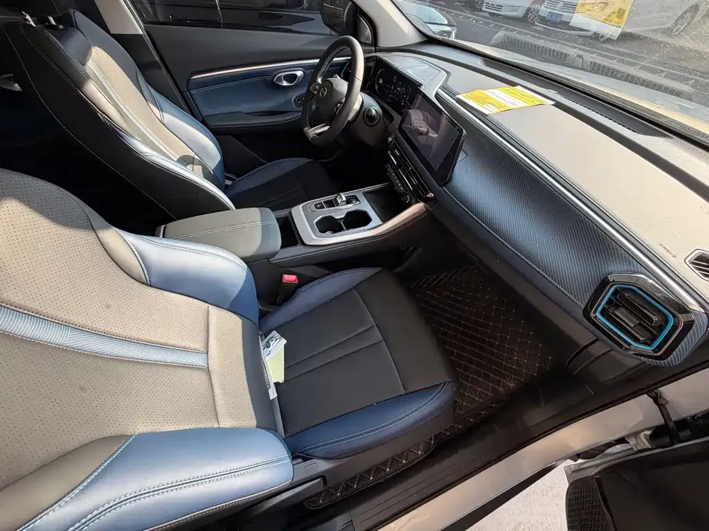 GAC Motor Trumpchi GS3 — фото 5