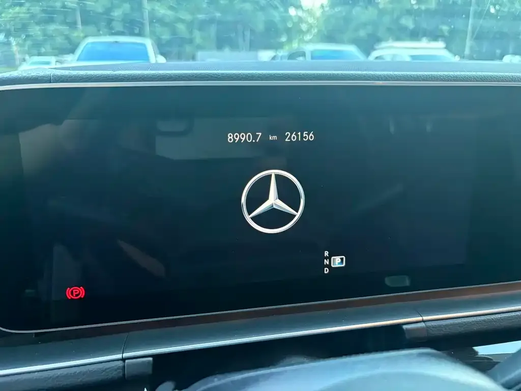 Mercedes-Benz GLS — фото 1