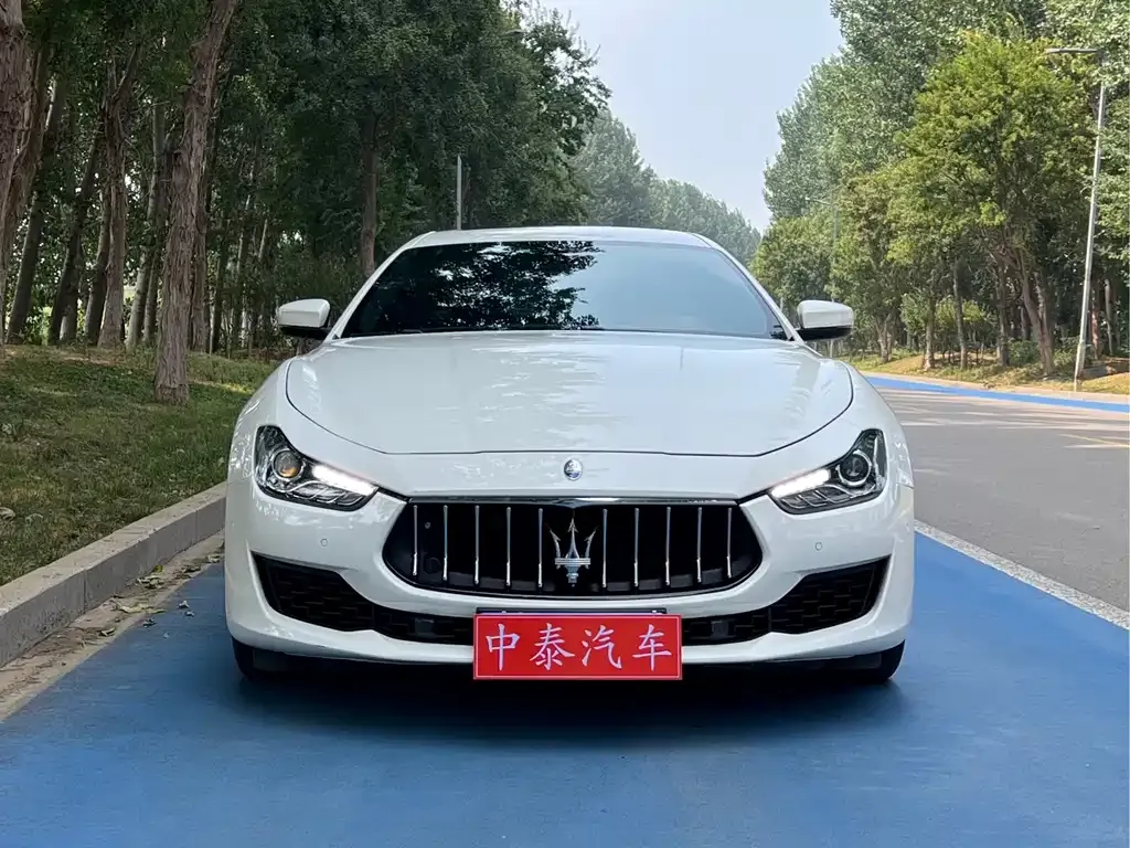 Maserati Ghibli — фото 9