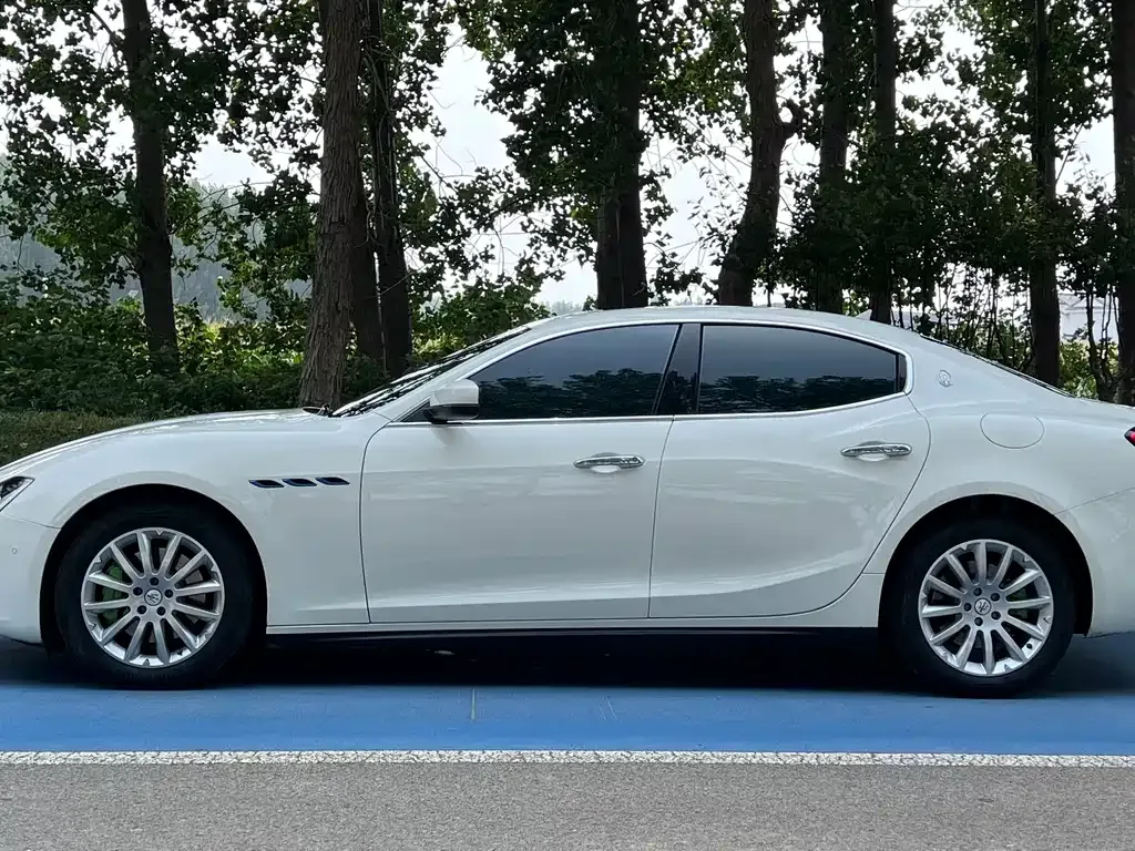 Maserati Ghibli — фото 5