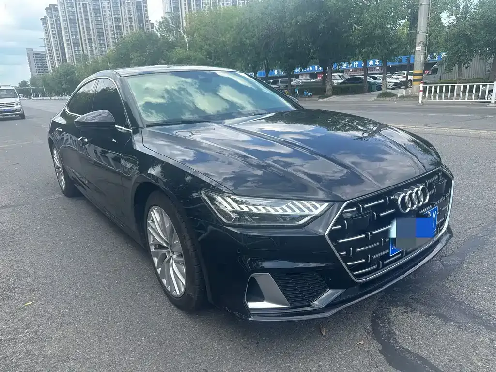 Audi A7L — фото 5
