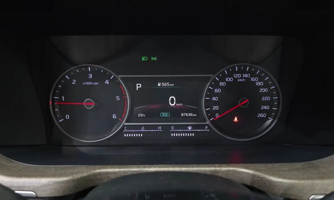 Kia Sorento — фото 8