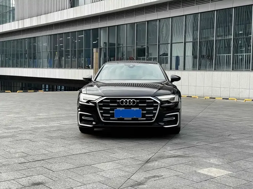 Audi A6L — фото 5