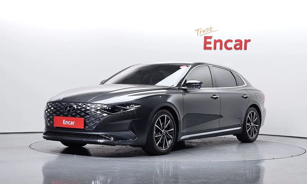 Hyundai Grandeur — фото 1
