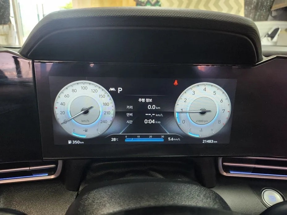 Hyundai AVANTE — фото 2