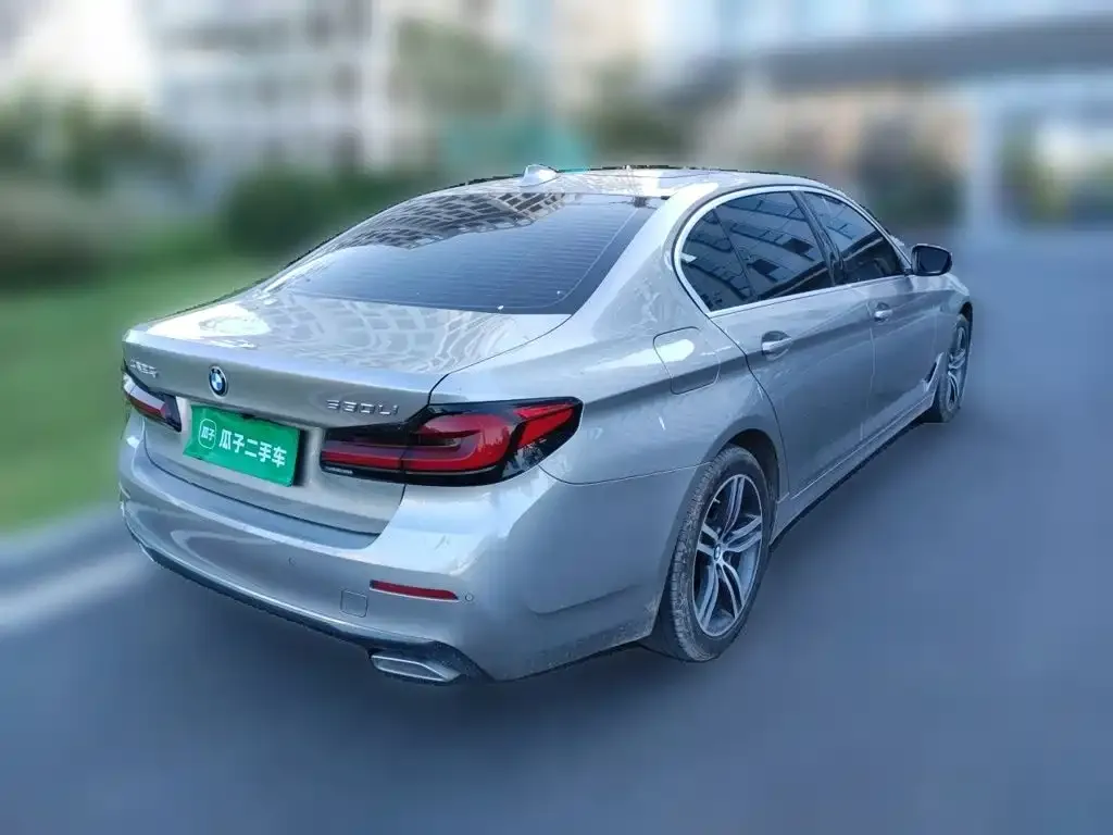 BMW 5 Series — фото 3