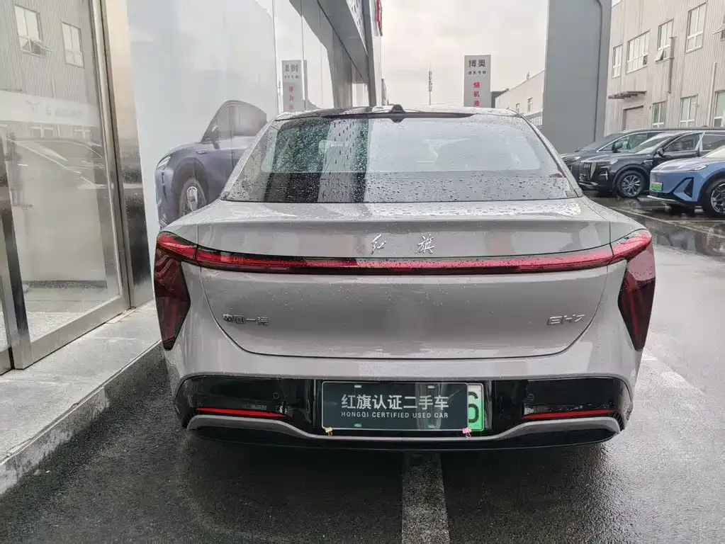 Hongqi EH7 — фото 9