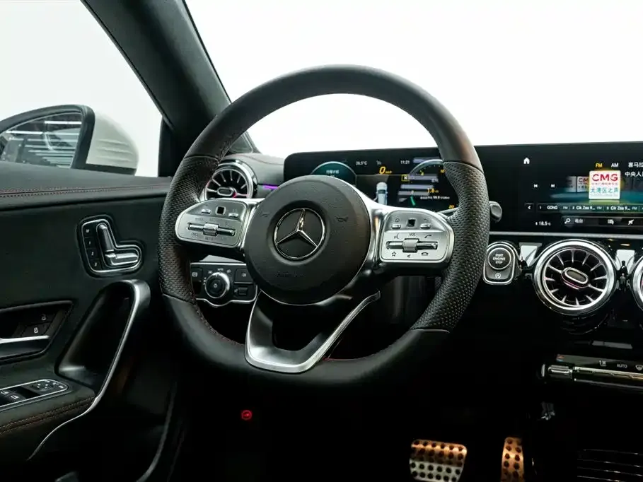 Mercedes-Benz CLA (Import) — фото 9