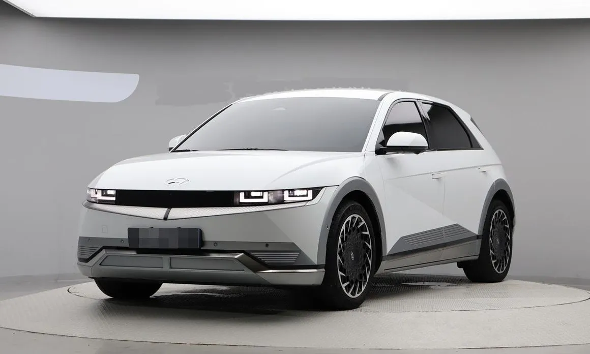 Hyundai Ioniq5 — фото 1
