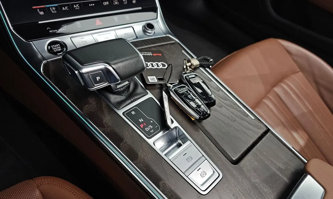 Audi A6 — фото 7